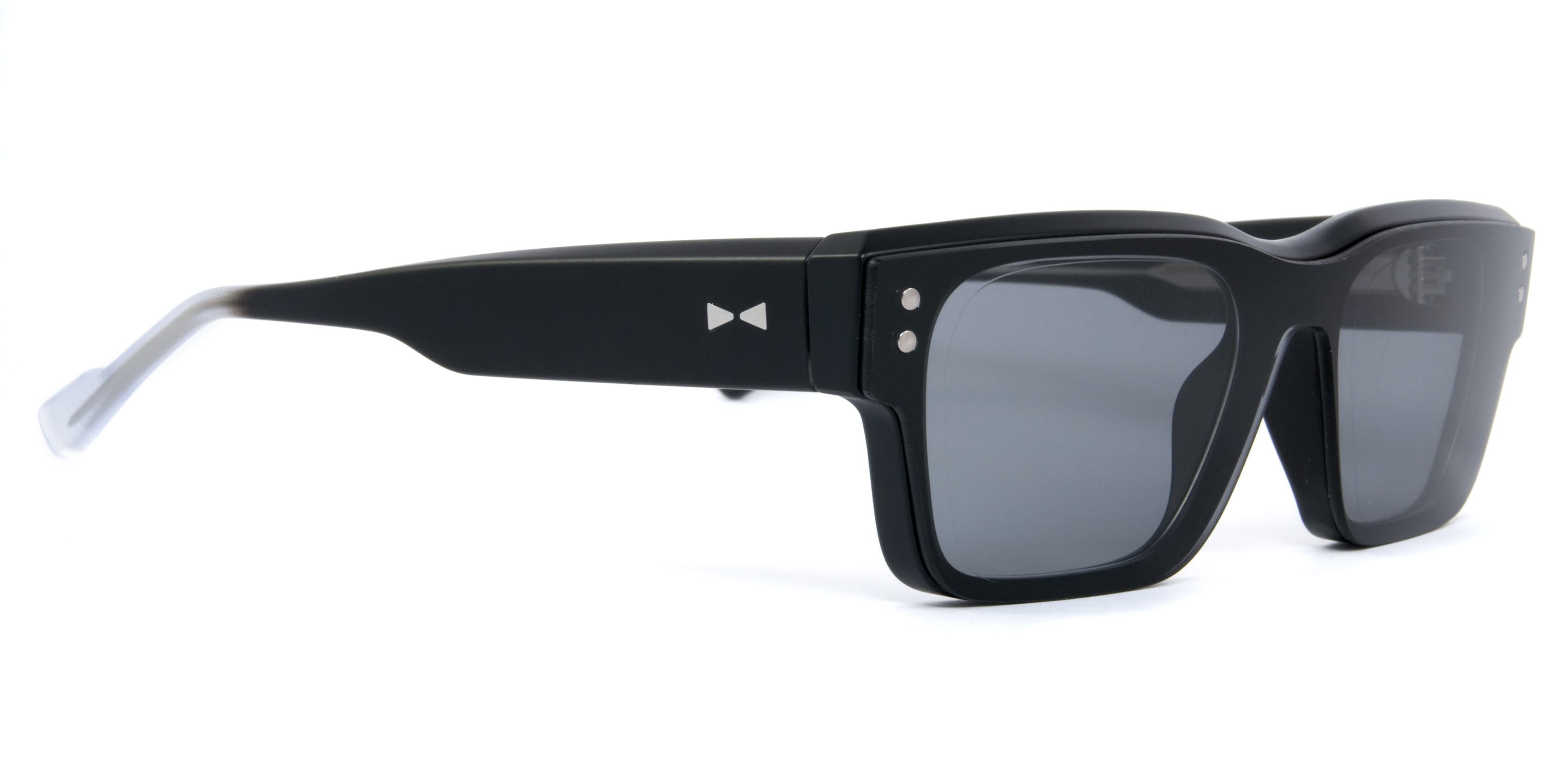 SNOB MILANO GIUAN MARI SNV 188 SZEMÜVEGKERET+ ZEISS NAPVÉDŐ ELŐTÉT