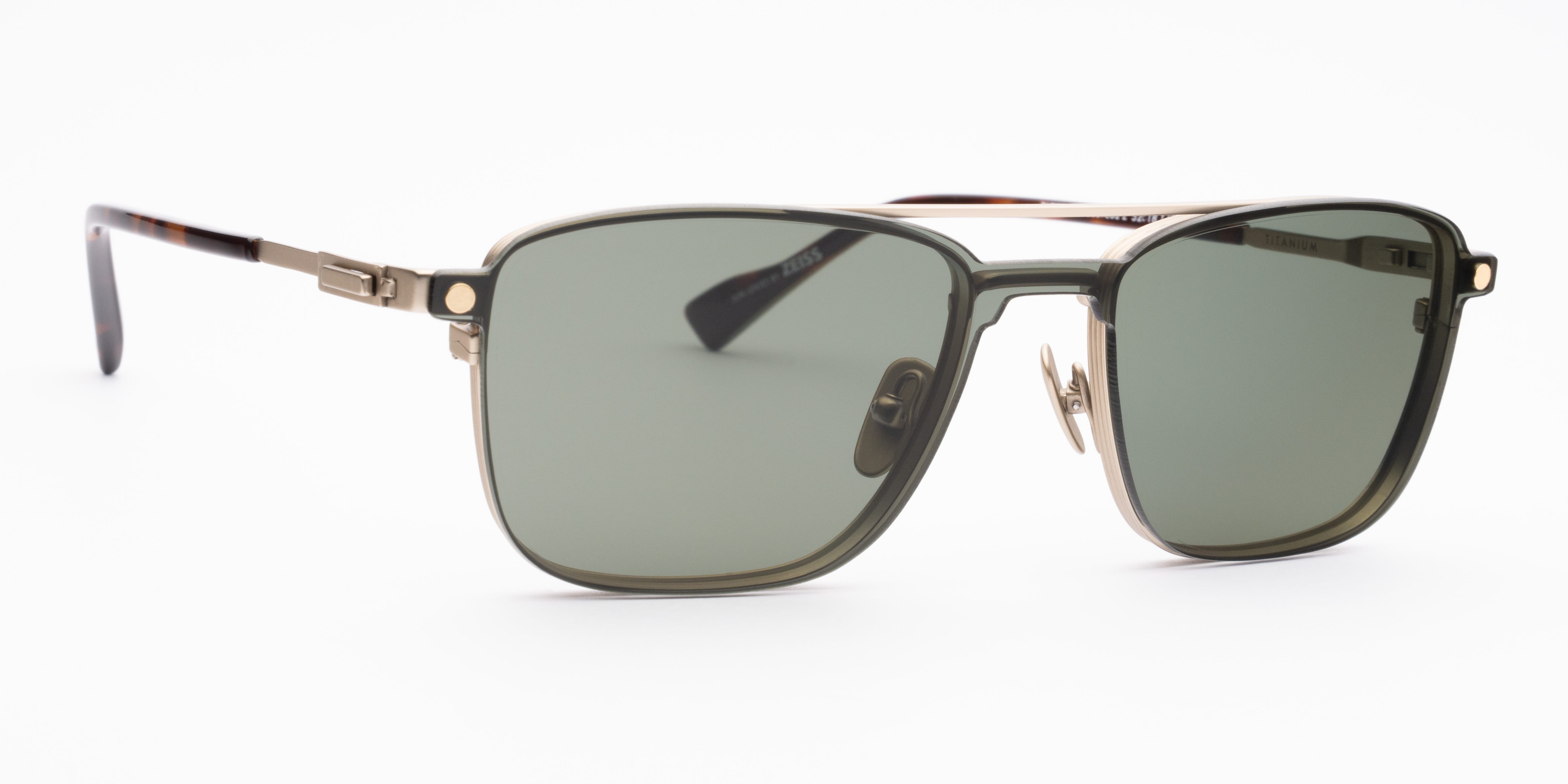 SNOB MILANO RICKY TITANIUM SZEMÜVEGKERET+ ZEISS NAPVÉDŐ ELŐTÉT