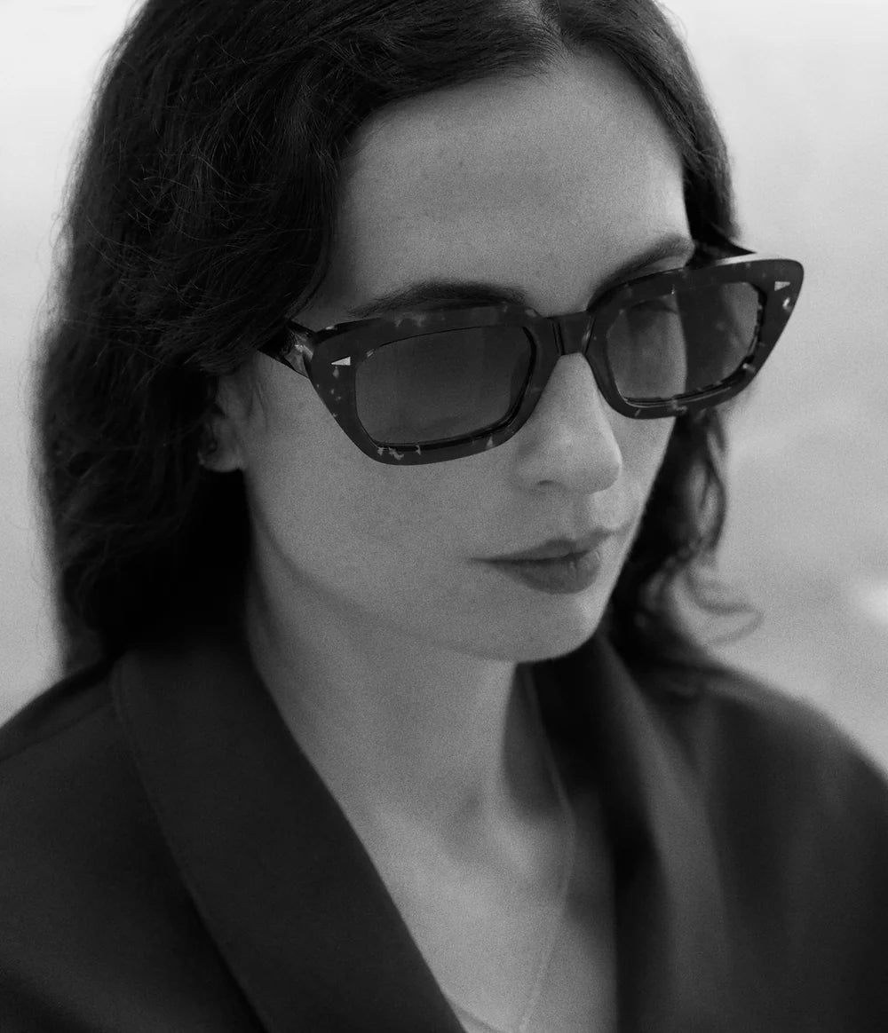 AHLEM JEANNE NAPSZEMÜVEG