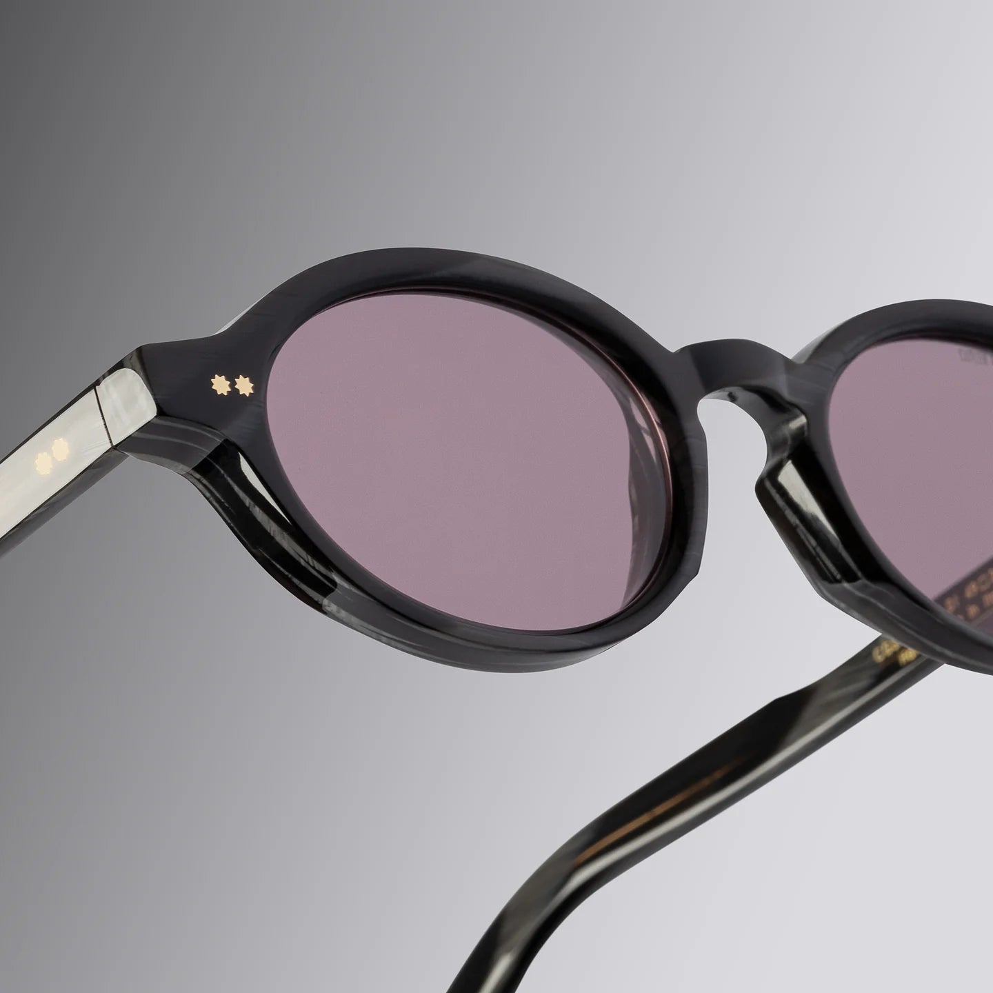 CUTLER AND GROSS GR13 NAPSZEMÜVEG