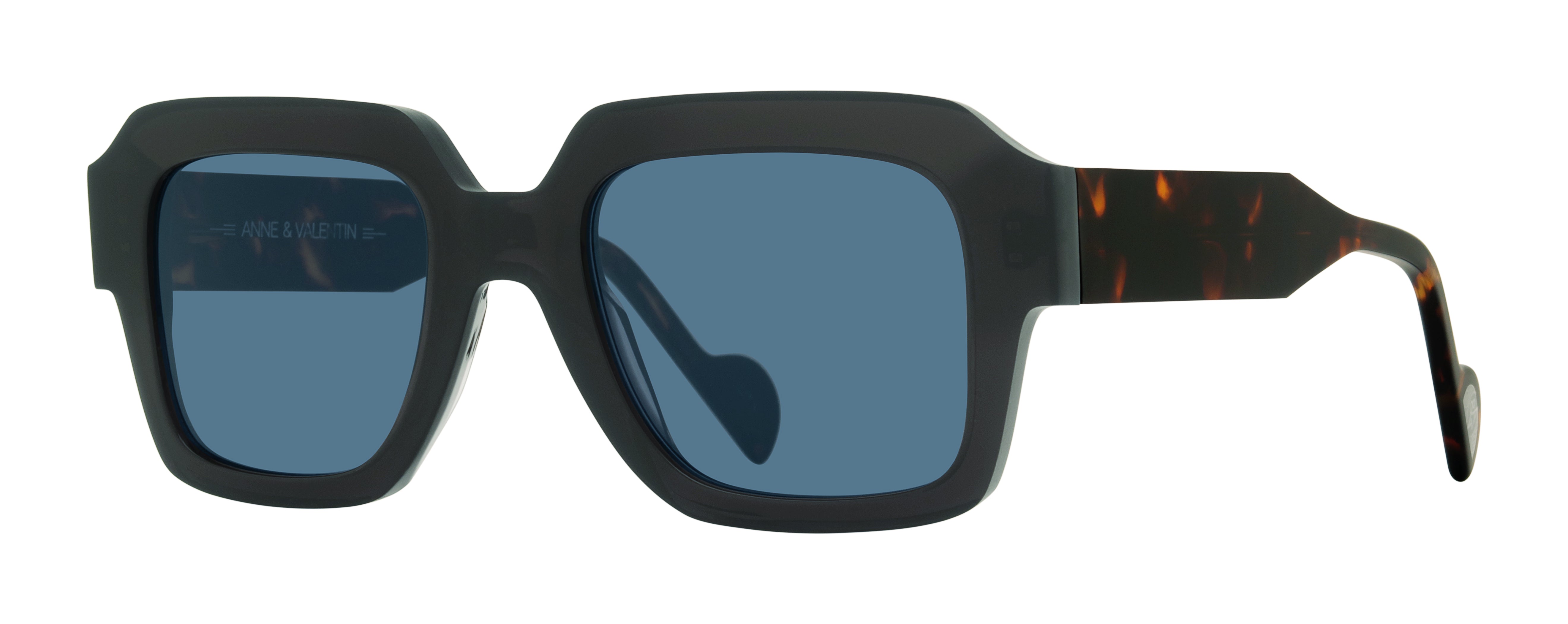 ANNE & VALENTIN SEBASTIAN NAPSZEMÜVEG