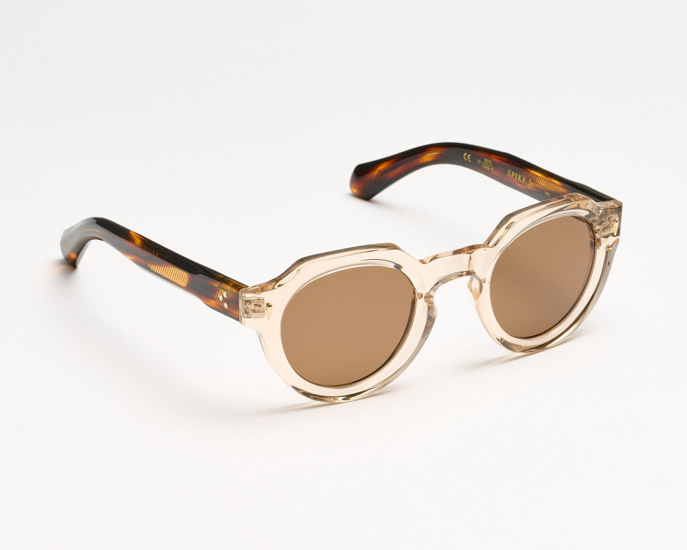 KADOR SPIKE NAPSZEMÜVEG